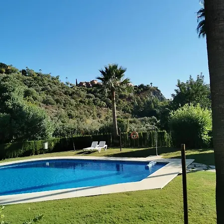 Arqueros Golf Luxury Boutique Development In A Gated Community With Facilities In Walking Distance Apartment Benahavis